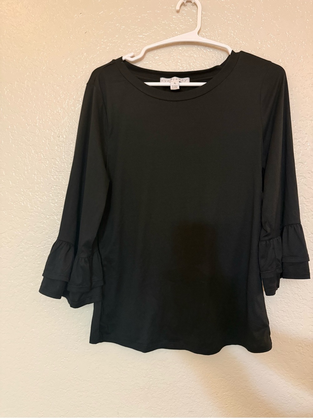 eye candy Black Ruffle-Sleeve Long-Sleeve Tee